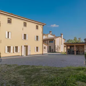  Alloggio per agriturismo Casa Vettor Italia