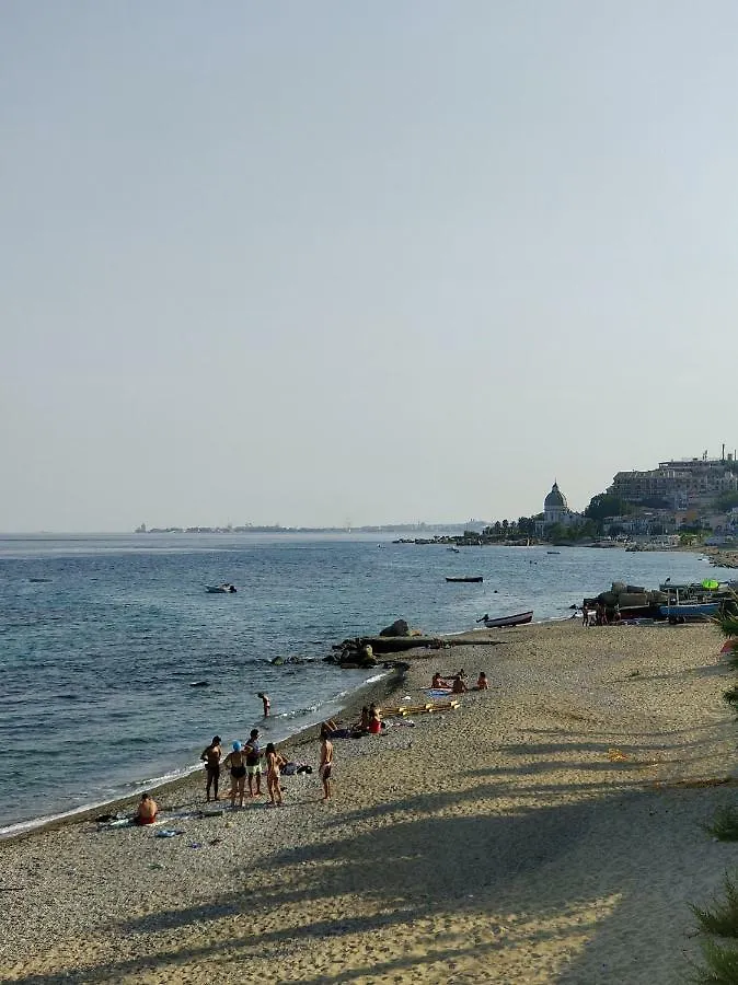 B&B La Paciota - Appartamento a 2 passi dal mare Messina