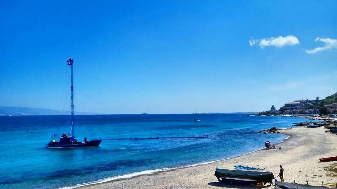 B&B La Paciota - Appartamento a 2 passi dal mare Messina 0*,